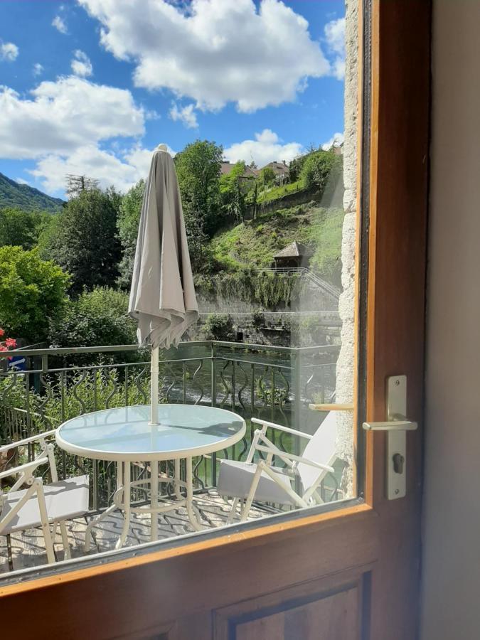 Au Fil De Lods Bed and Breakfast Εξωτερικό φωτογραφία