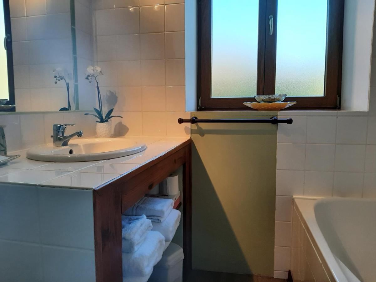 Au Fil De Lods Bed and Breakfast Εξωτερικό φωτογραφία