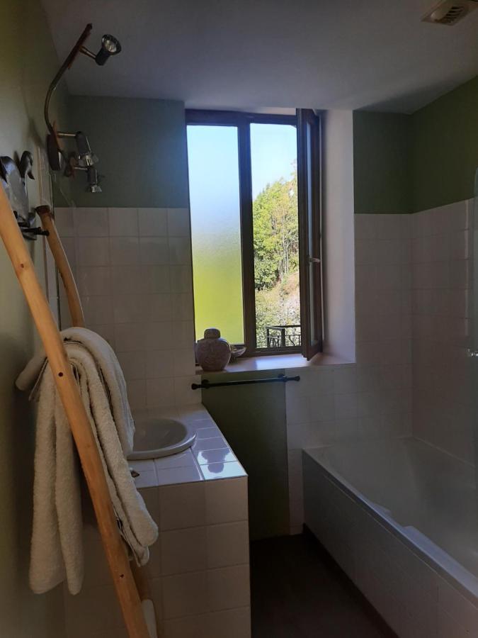 Au Fil De Lods Bed and Breakfast Εξωτερικό φωτογραφία