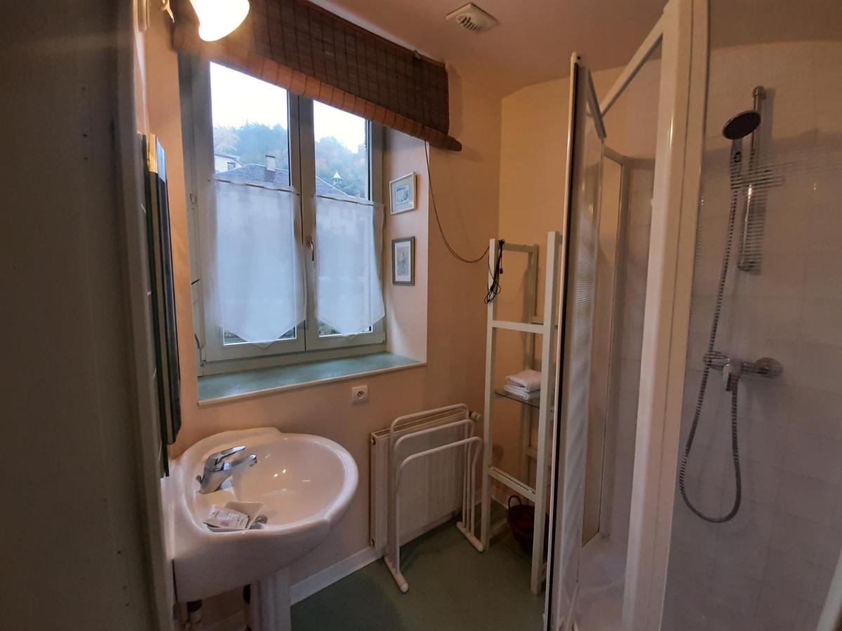 Au Fil De Lods Bed and Breakfast Εξωτερικό φωτογραφία