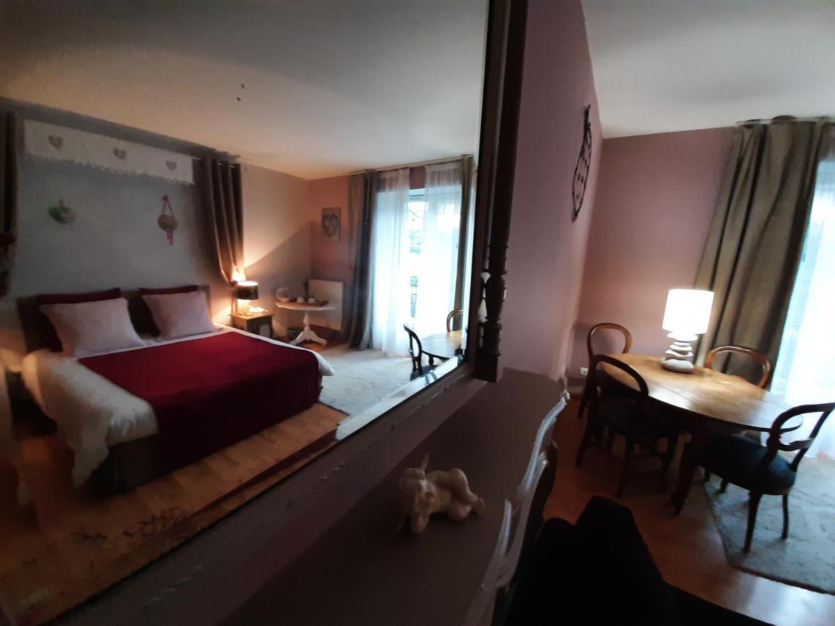 Au Fil De Lods Bed and Breakfast Εξωτερικό φωτογραφία
